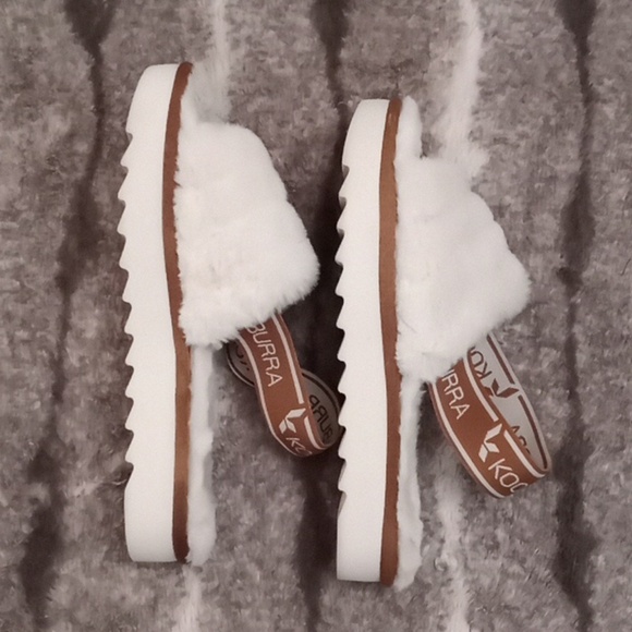 Koolaburra by Ugg Fuzzin slides - Picture 5 of 6